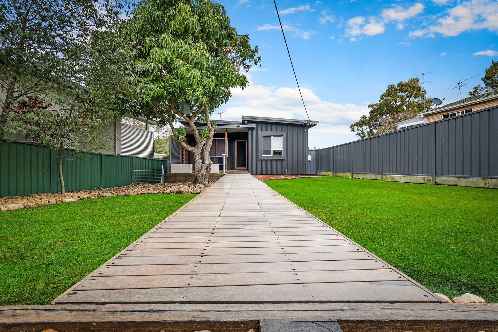 140 Kilaben Rd, Kilaben Bay NSW 2283