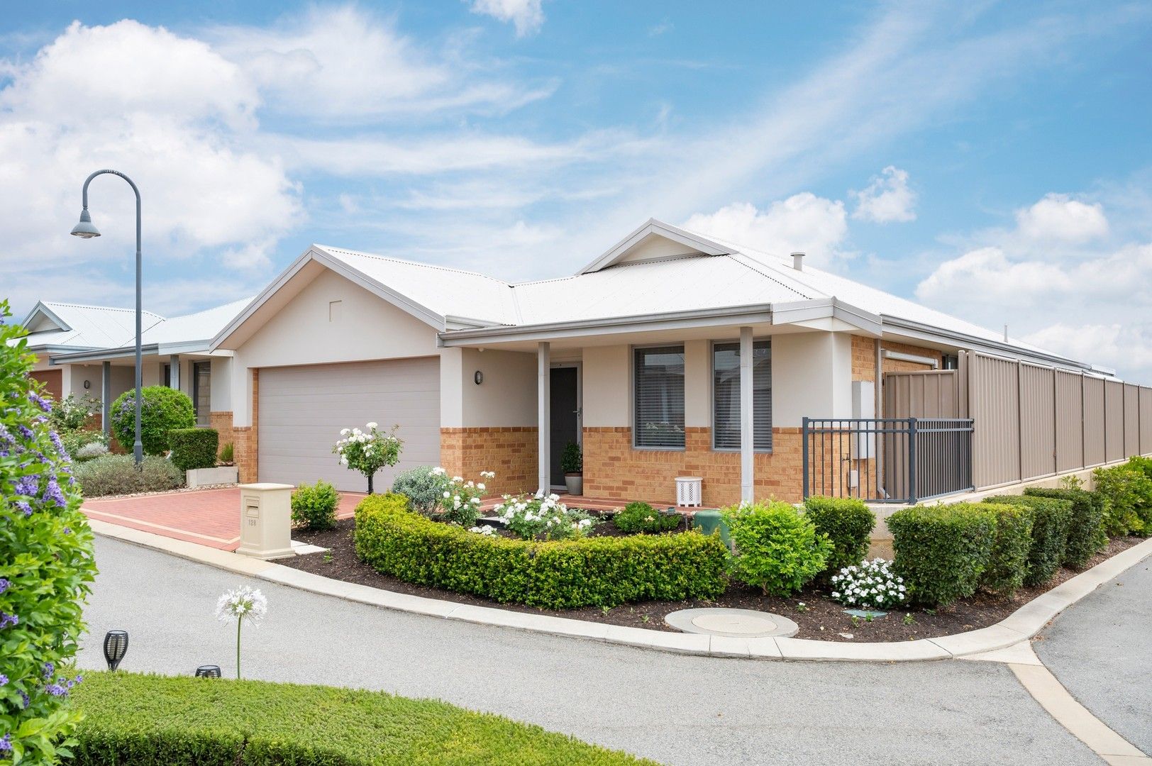 128/52 Bellambi Chase, Lakelands WA 6180, Image 0