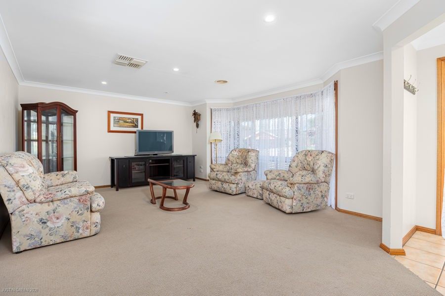 5/18 HARGRAVE AVENUE, Lloyd NSW 2650, Image 1