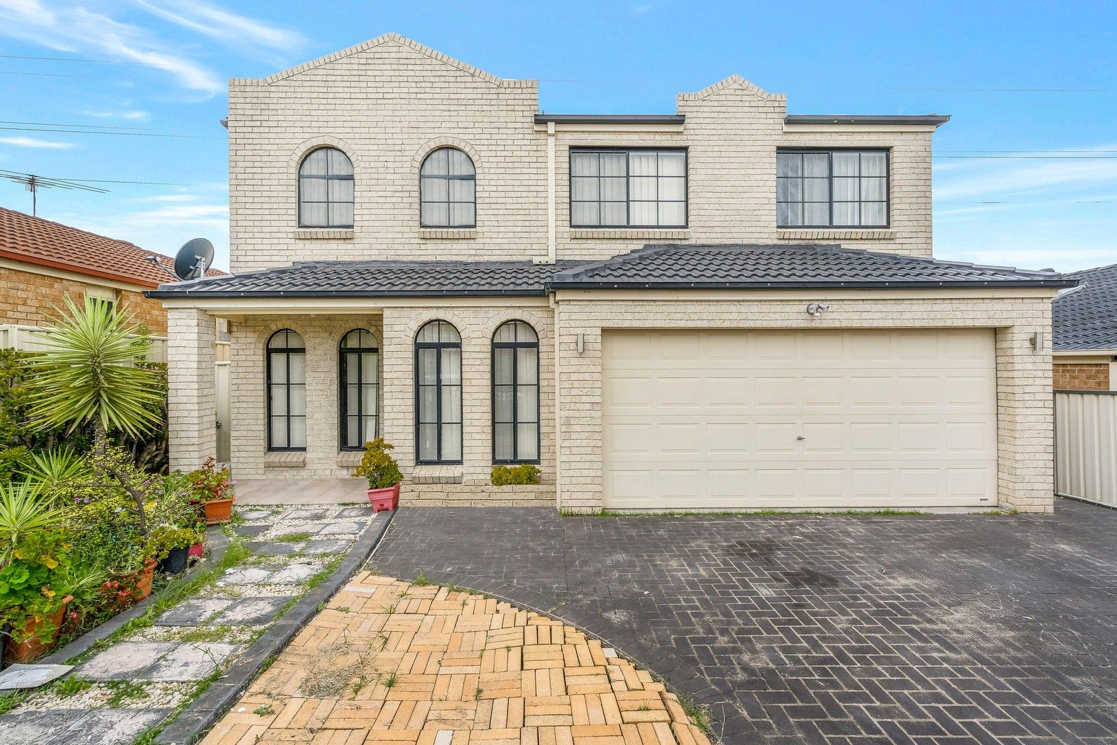 Hinchinbrook NSW 2168 4 beds house for Sale, 1,180,000 2018346887