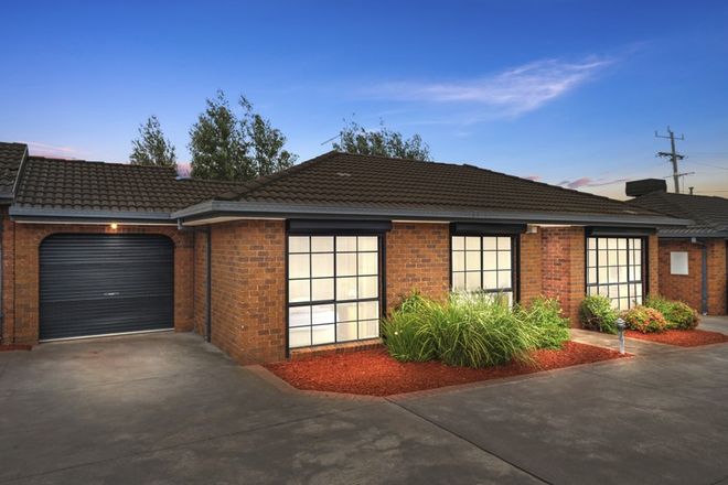 Picture of 2/176 Somerset Road, CAMPBELLFIELD VIC 3061