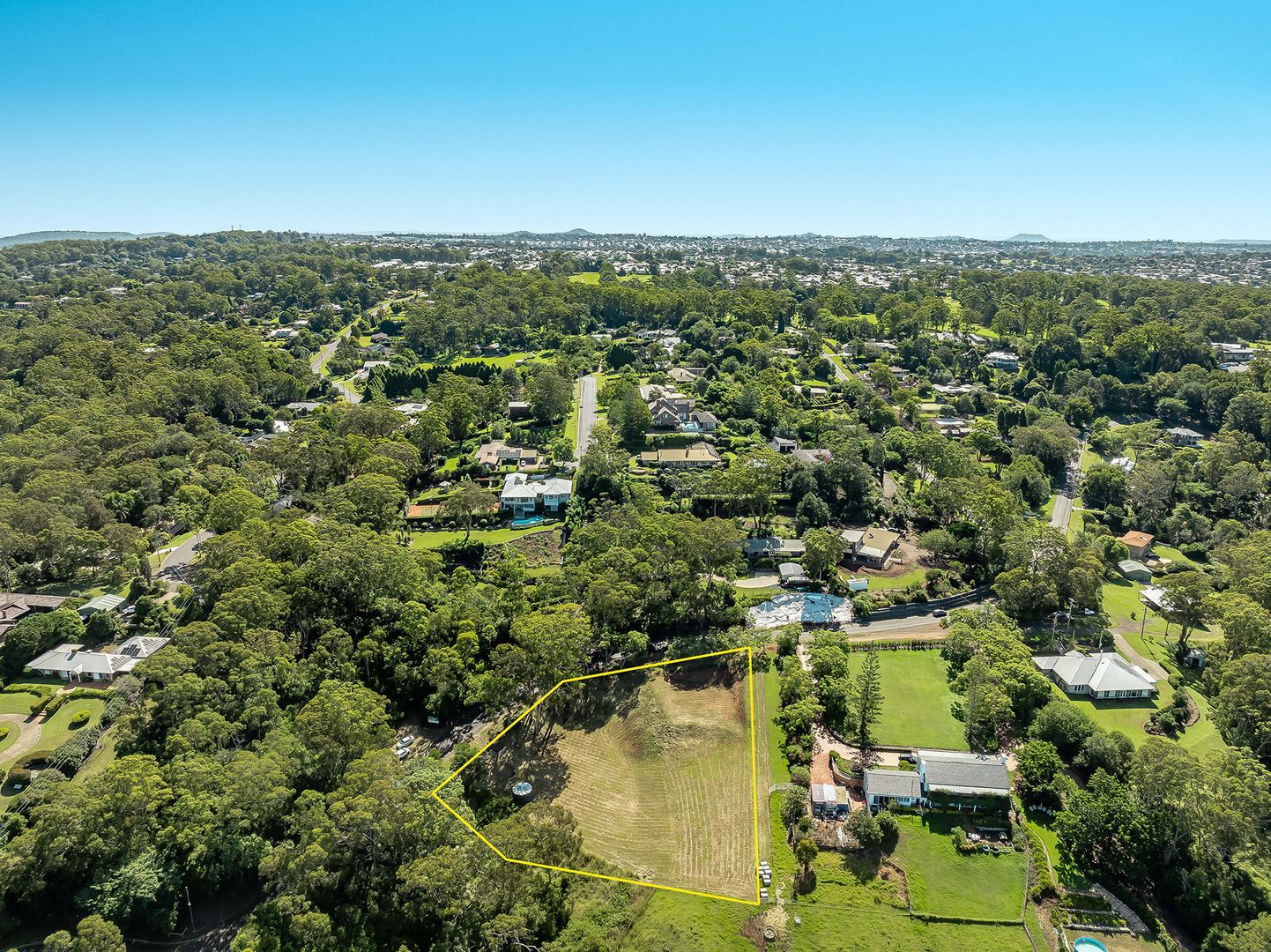 32 Flagstone Creek Road Middle Ridge QLD 4350 Domain