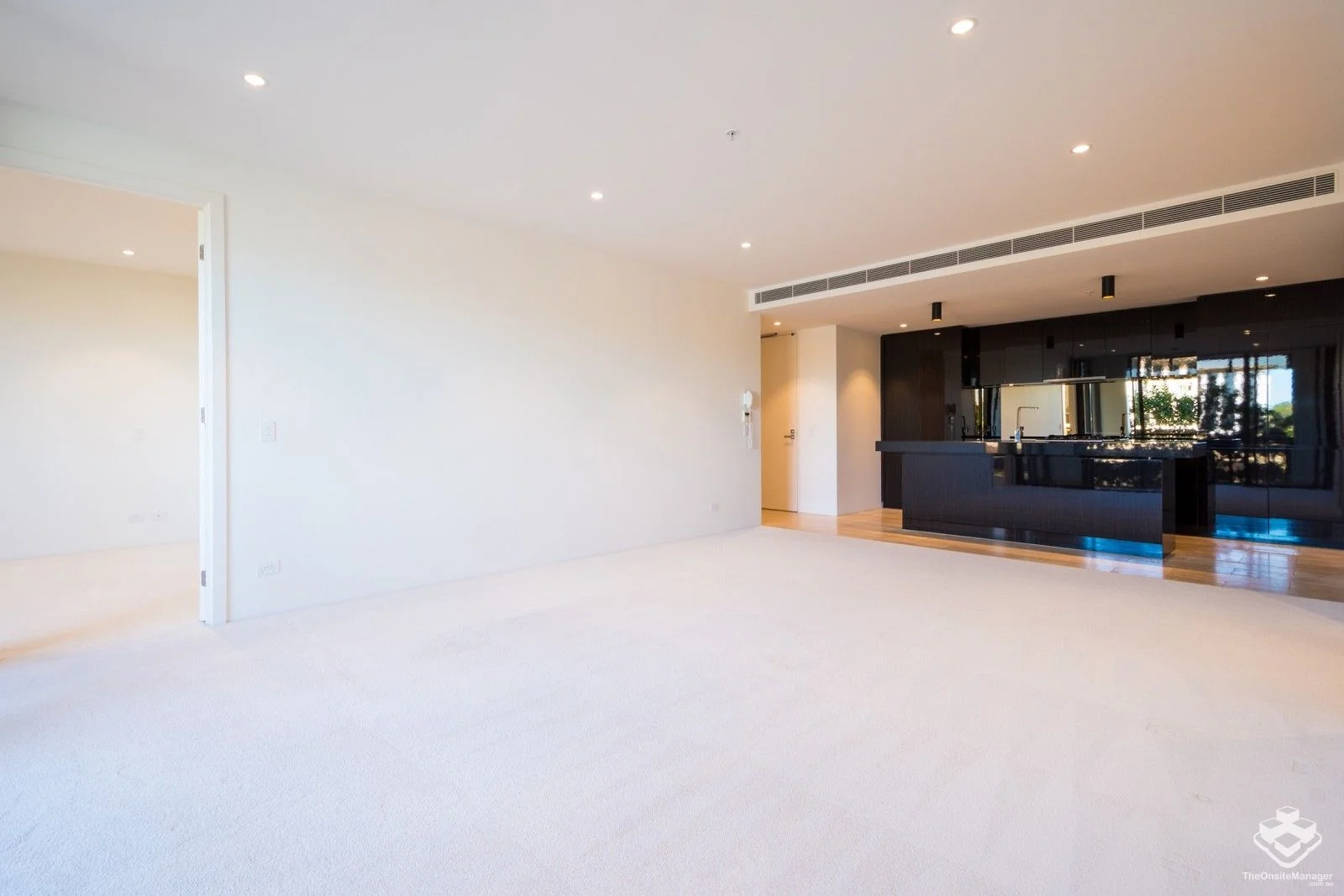 Additional image 15 of ID:21172808/1 Marina Drive, Benowa QLD 4217