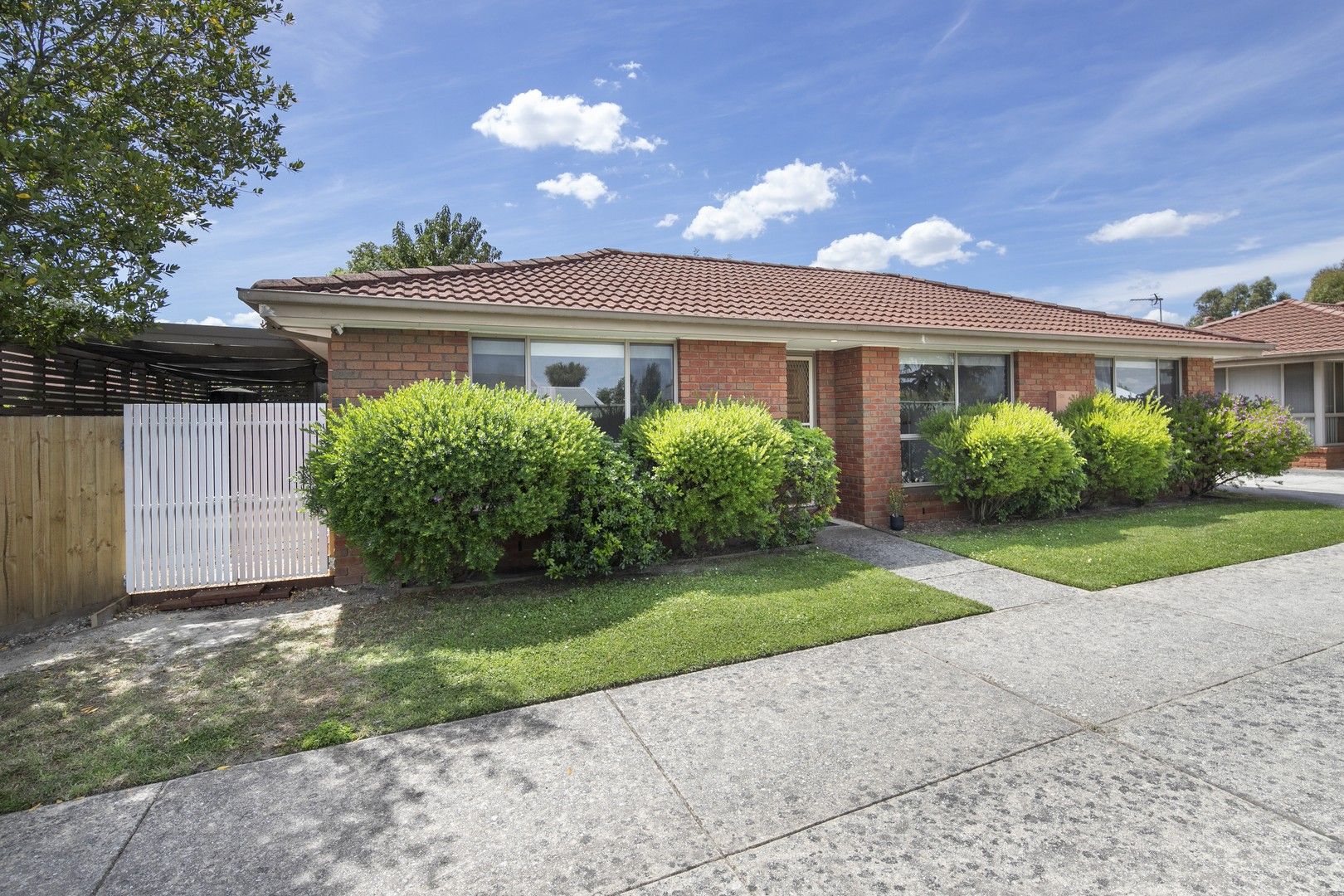 2 bedrooms Townhouse in 2/301 Talbot Street South BALLARAT CENTRAL VIC, 3350