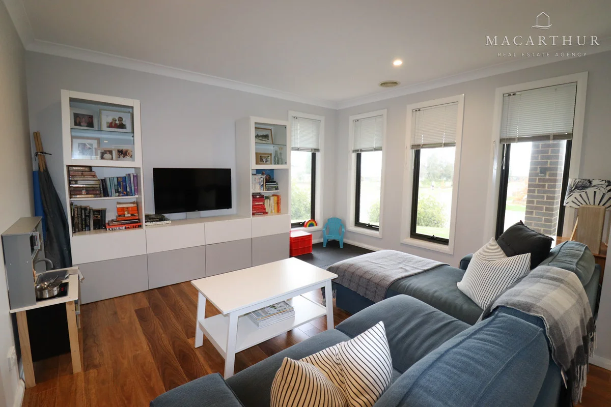 Additional image 3 of 11 Paradise Drive, Gobbagombalin NSW 2650