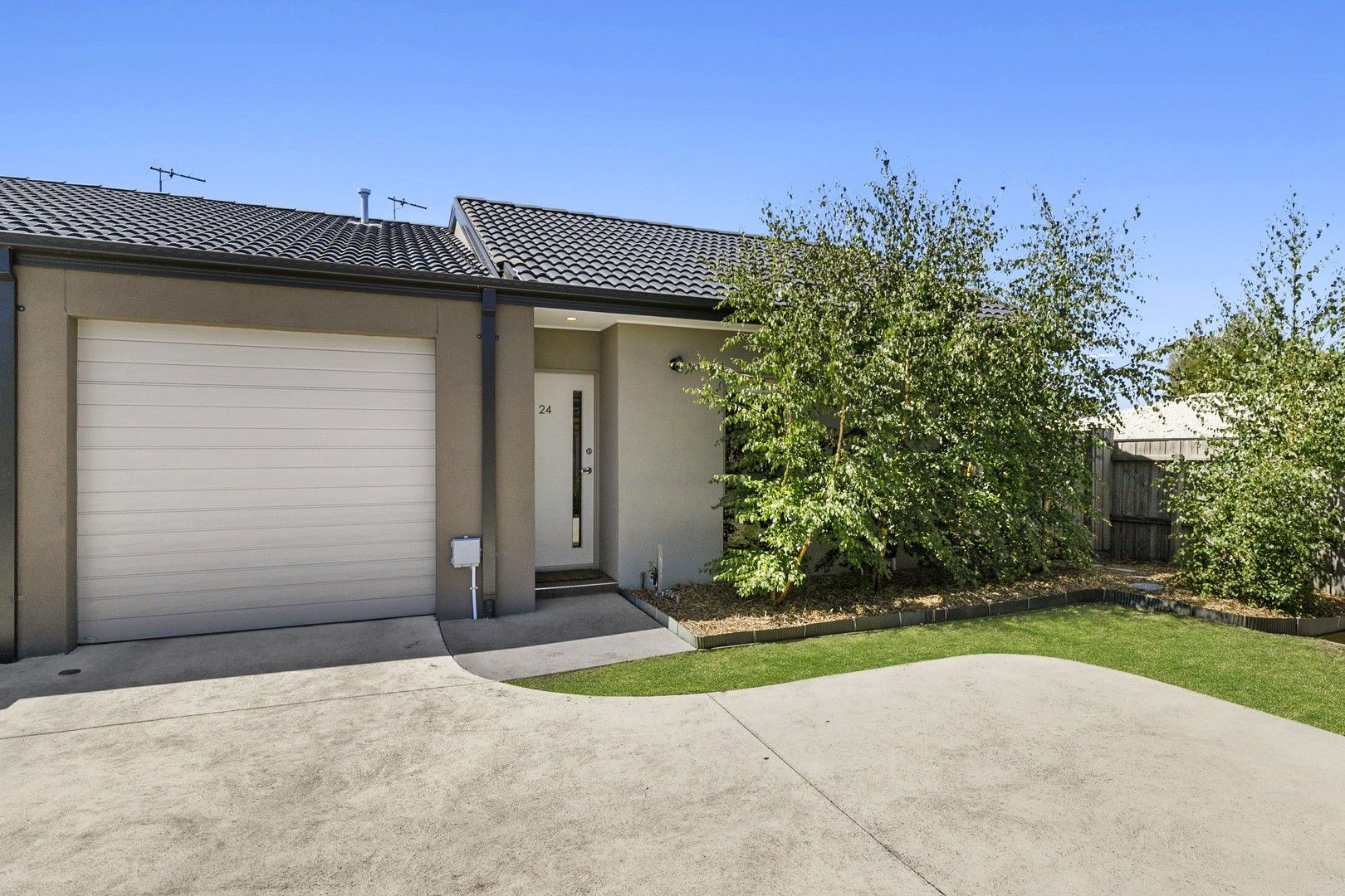 2 bedrooms Apartment / Unit / Flat in 24/182-188 Cox Road LOVELY BANKS VIC, 3213