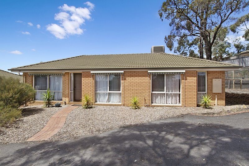 2/13 Proud Terrace, Flora Hill VIC 3550, Image 0