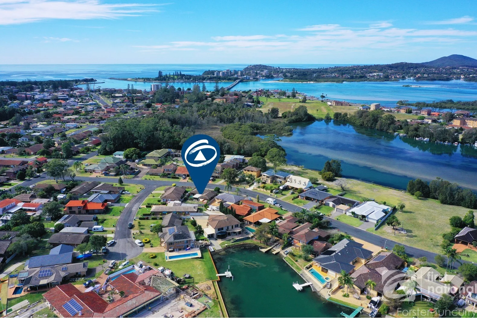 Primary image of 7 Rest Point Parade, Tuncurry NSW 2428