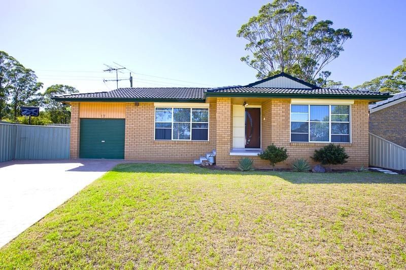 3 bedrooms House in 17 McInnes Place INGLEBURN NSW, 2565