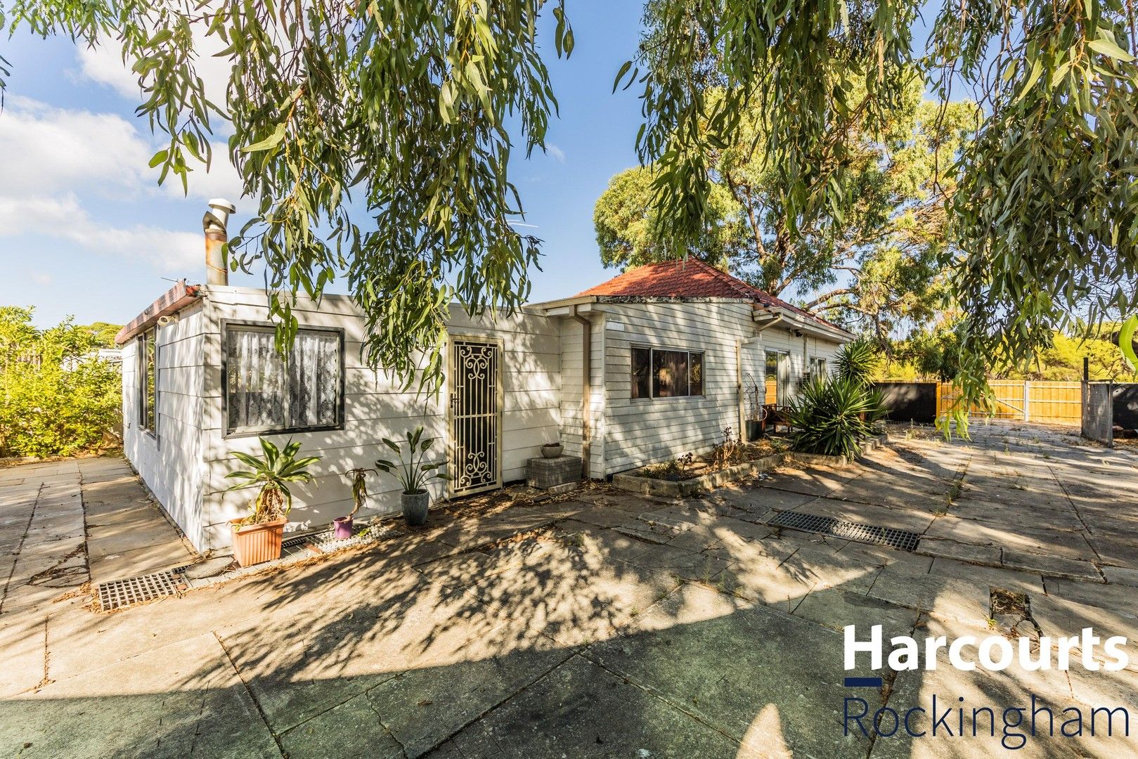 4 Safety Bay Road, Rockingham WA 6168 - House For Rent | Domain