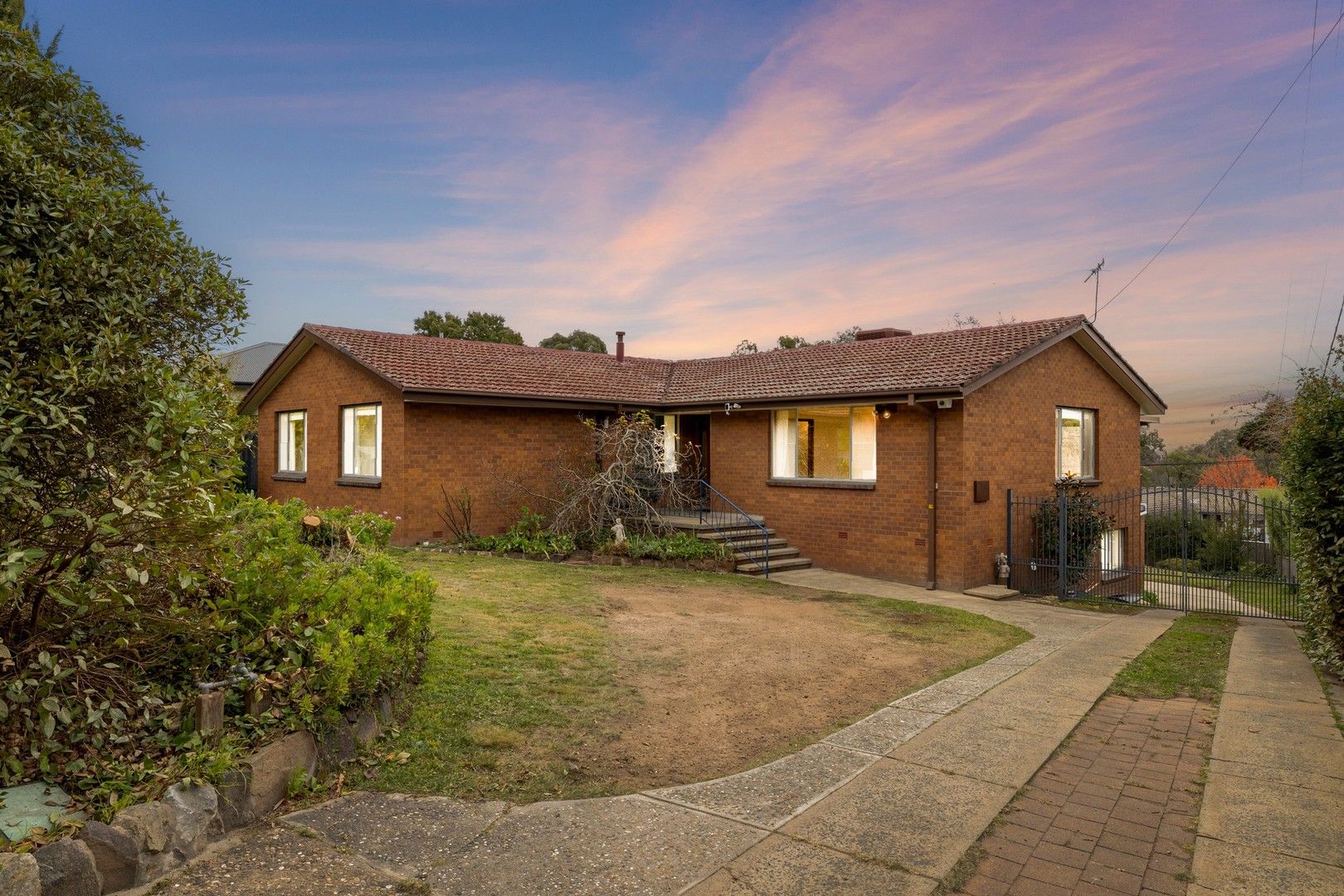 19 Anstey Street, Pearce ACT 2607, Image 0