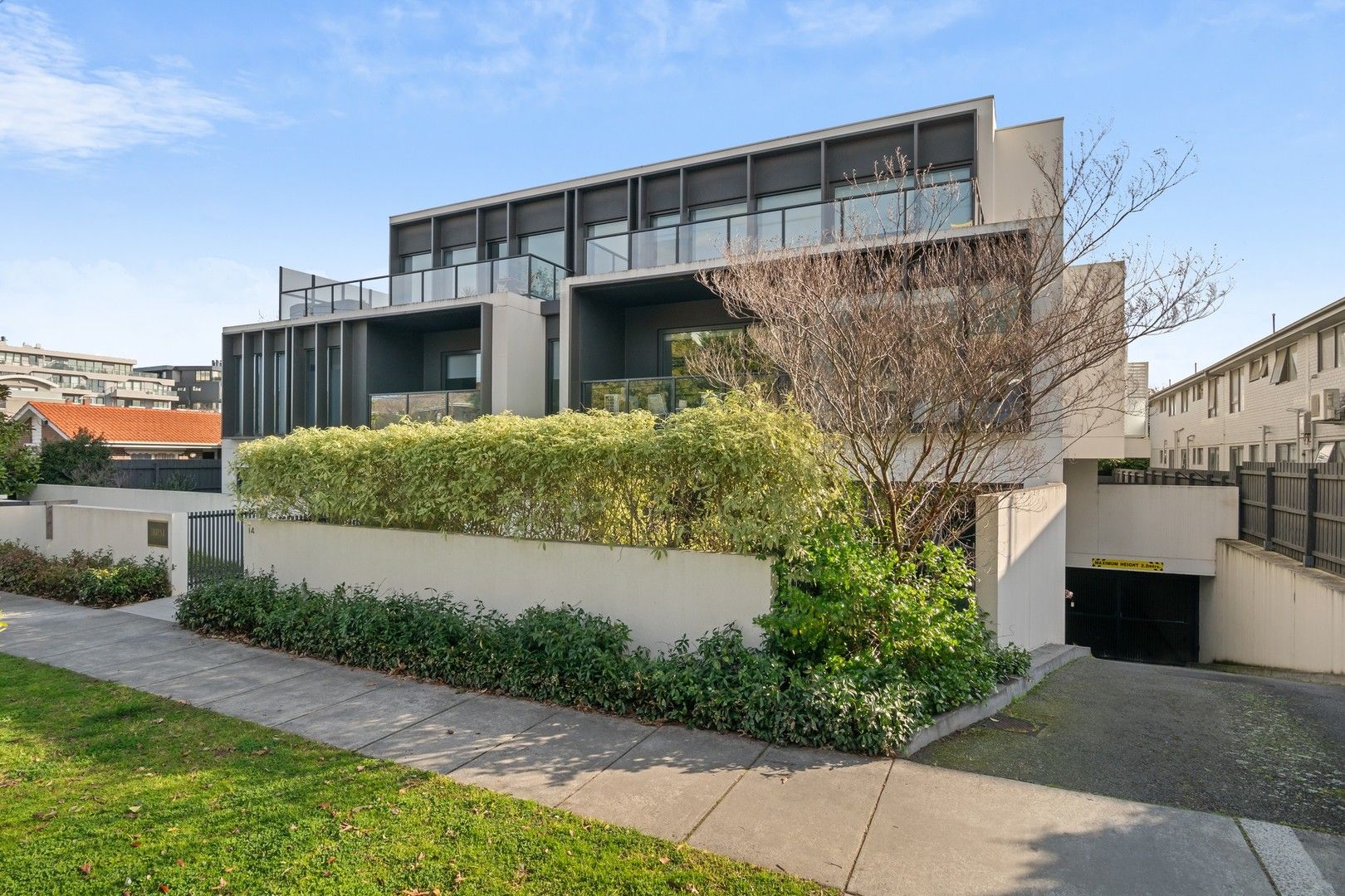 2 bedrooms Apartment / Unit / Flat in 4/14 Maroona Road CARNEGIE VIC, 3163