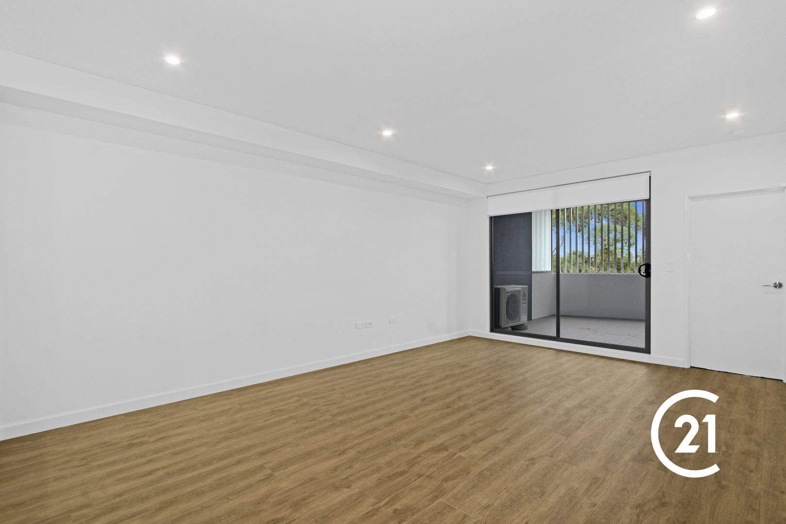 406/7B Olive Street, Seven Hills NSW 2147, Image 2