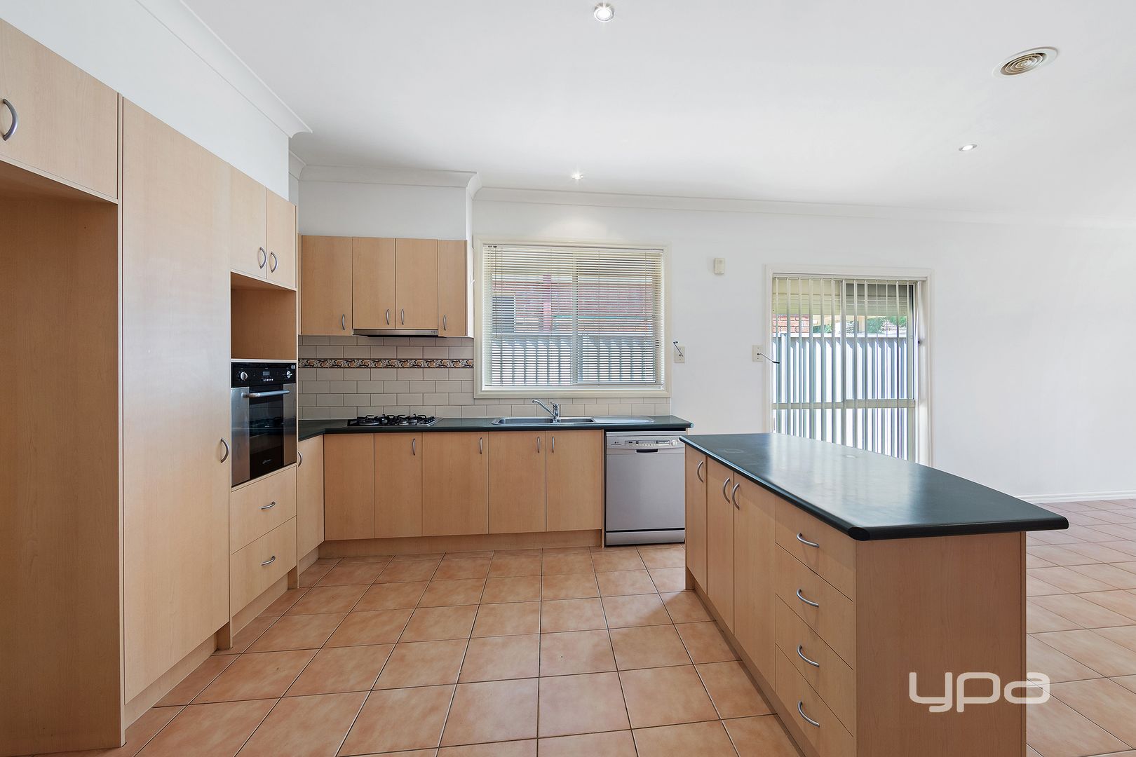 7 Clarendon Wynd, Caroline Springs VIC 3023, Image 1