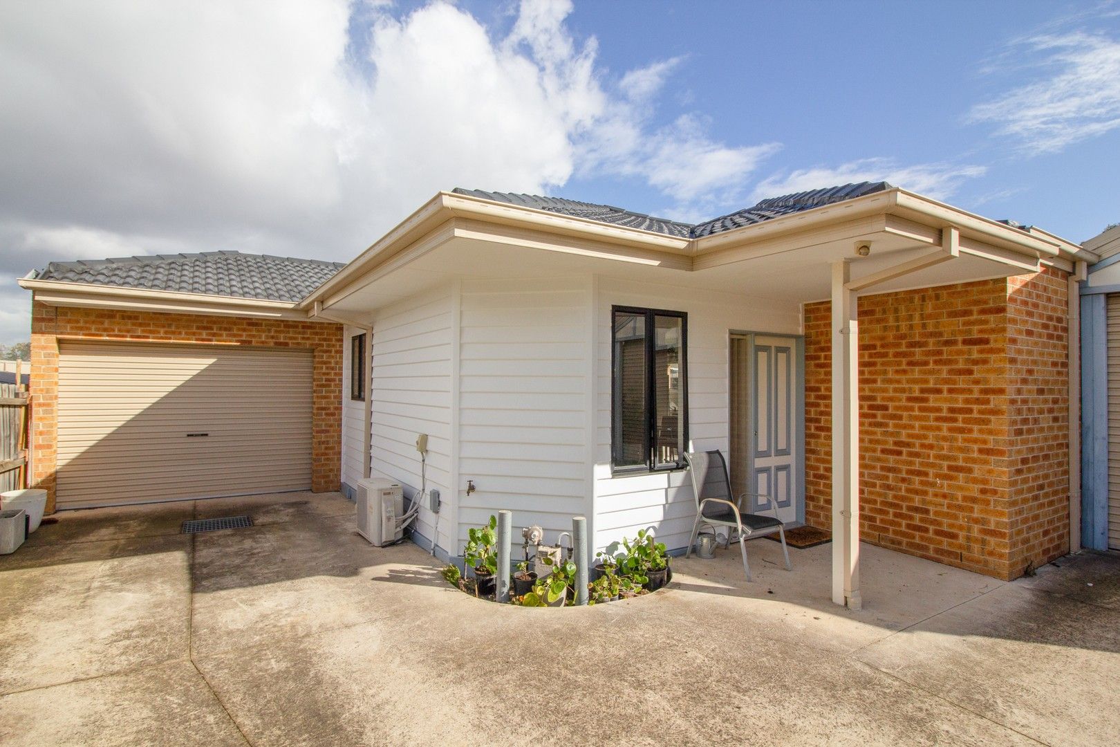 3 bedrooms Apartment / Unit / Flat in 2/9 Melbourne Avenue GLENROY VIC, 3046