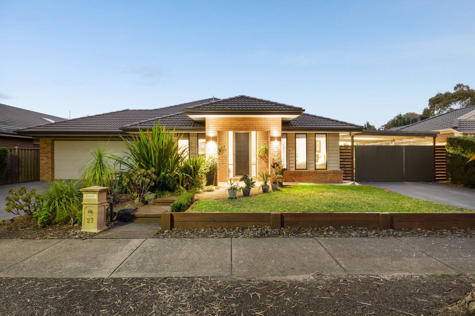 27 Corriedale Drive, Doreen VIC 3754, Image 0