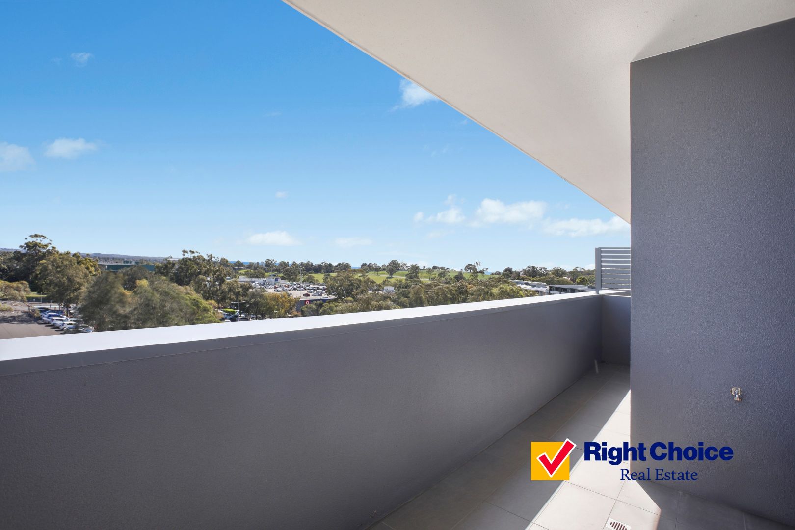 403/1 Evelyn Court, Shellharbour City Centre NSW 2529, Image 2