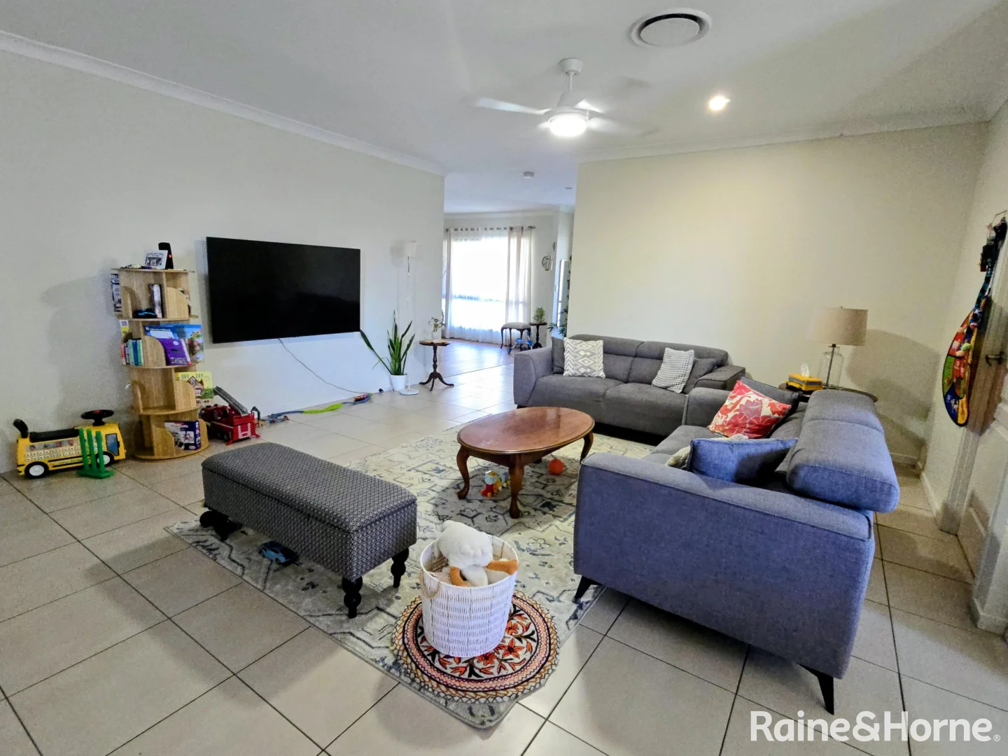Additional image 2 of 39 Woodlands Boulevard, Waterford QLD 4133
