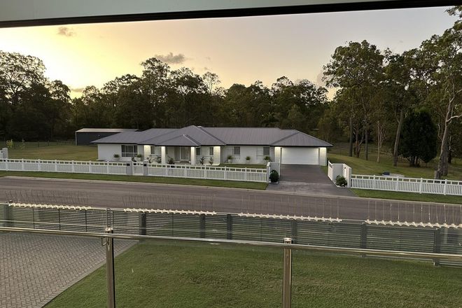 Picture of 26-28 Loxley Chase, FORESTDALE QLD 4118