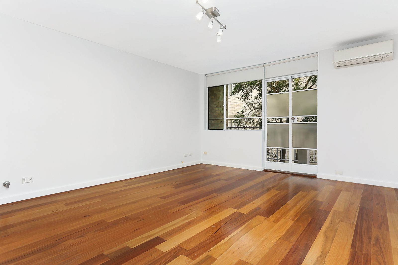 15 30 Ewart Street Marrickville Nsw 2204 Apartment For Rent Domain