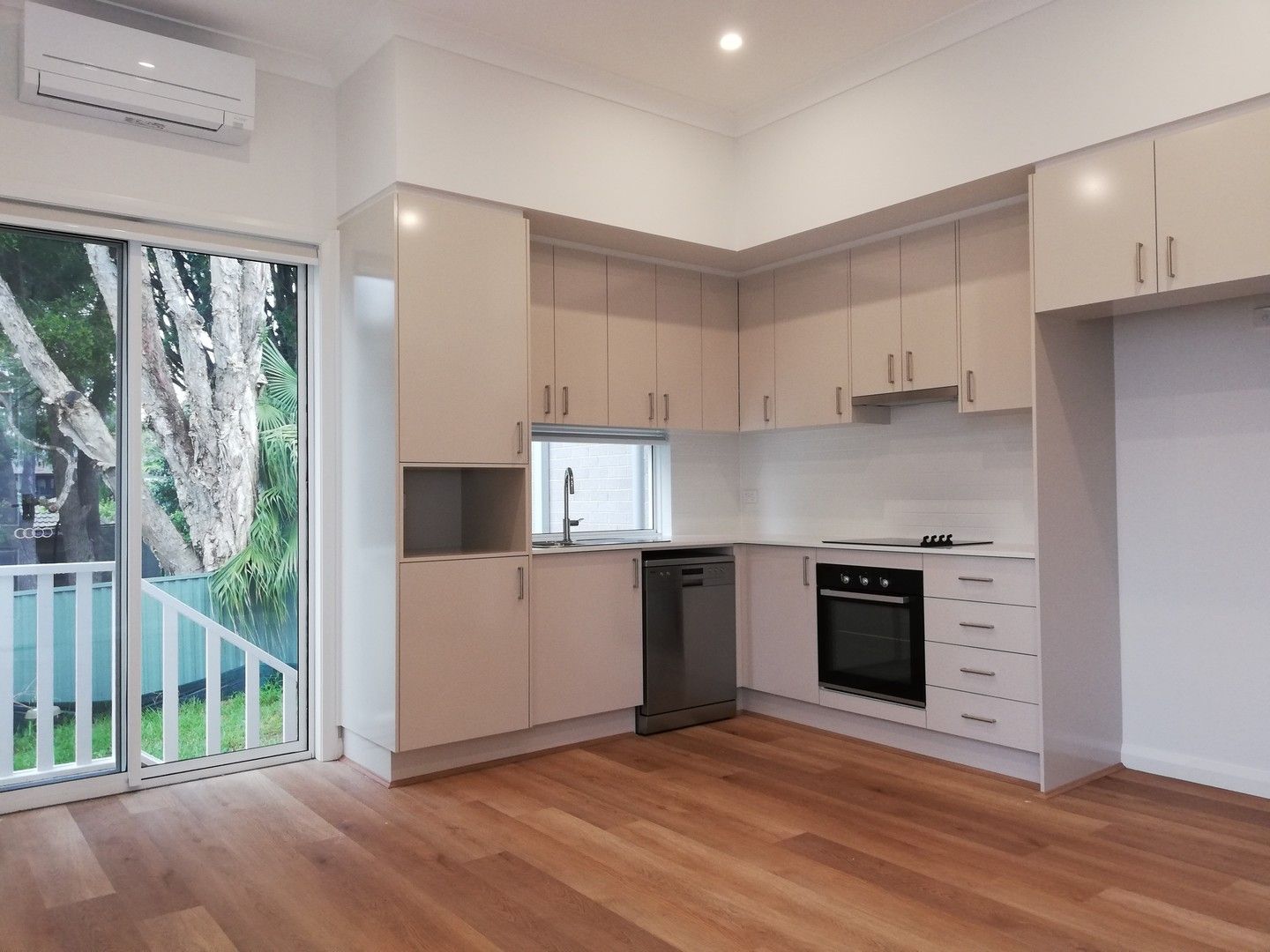 2 bedrooms House in 12A Anthony Road CASTLE HILL NSW, 2154