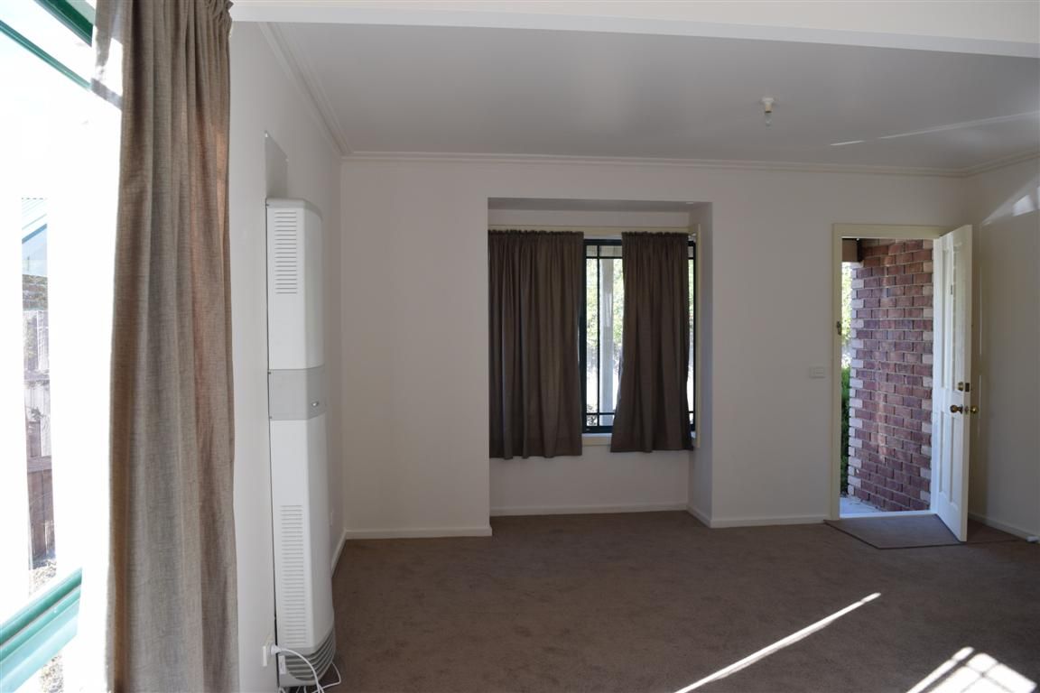 2/47 Dyson Drive, Sunbury VIC 3429, Image 2