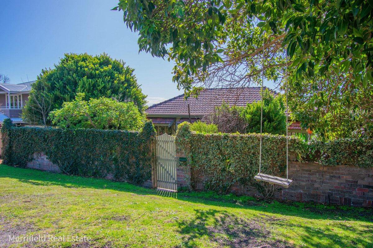 5 bedrooms House in 110 Hare Street MIDDLETON BEACH WA, 6330