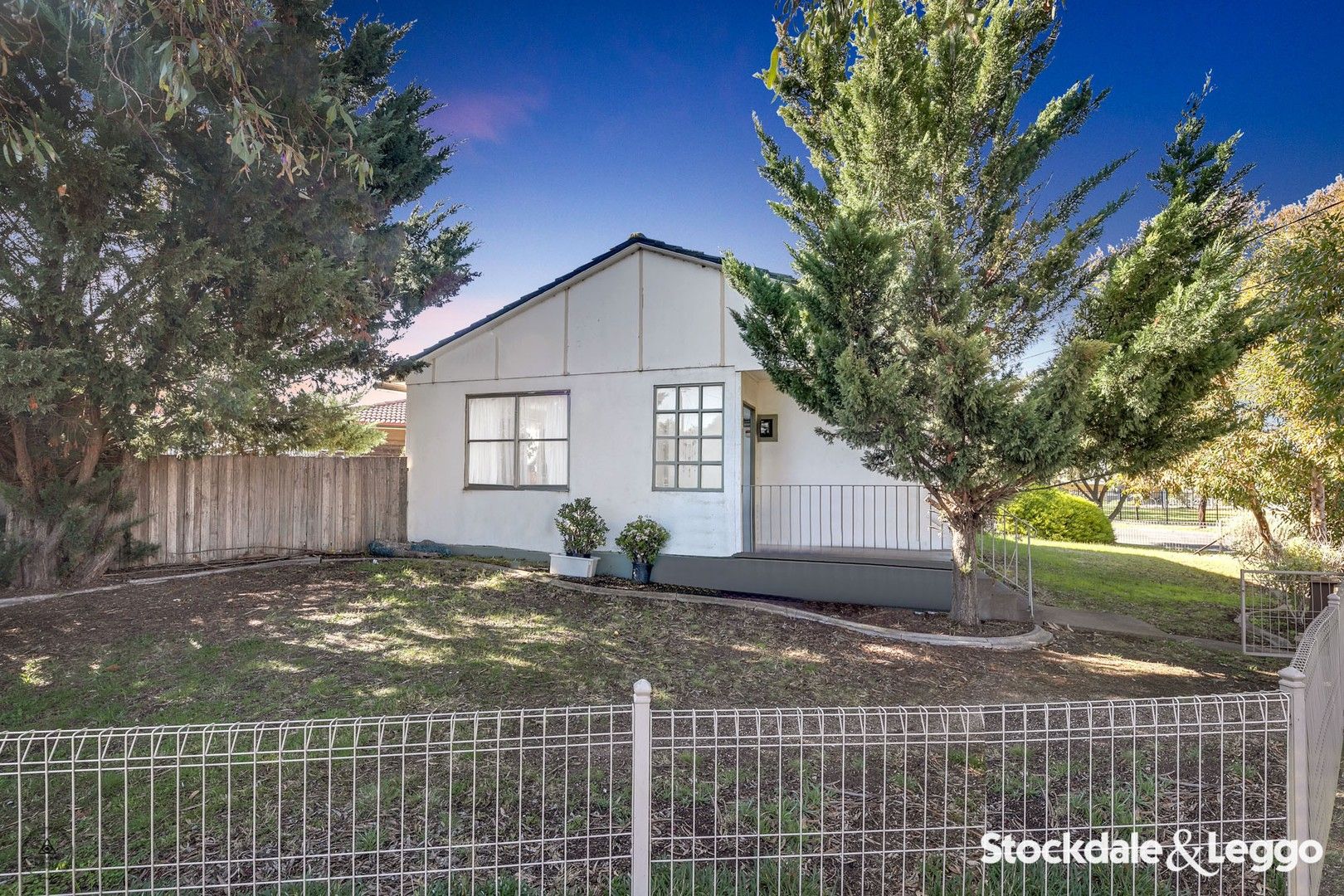 3 bedrooms House in 114 Bladin Street LAVERTON VIC, 3028