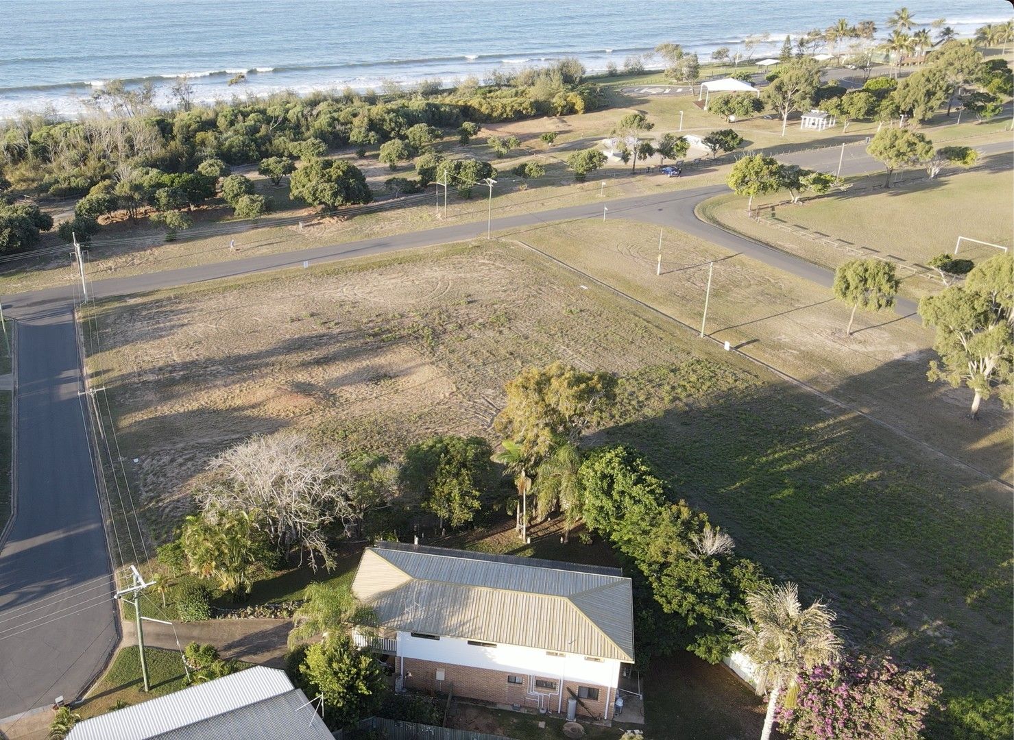 Moore Park Beach QLD 4670, Image 0