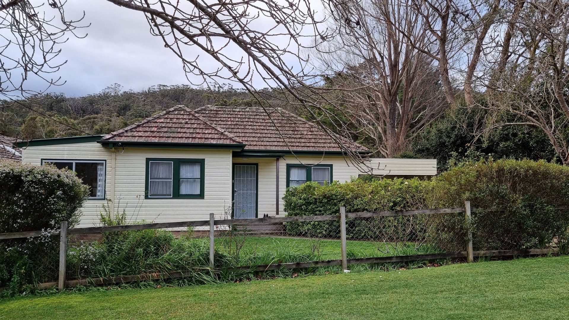 27 Arthur Street, Mittagong NSW 2575 House For Rent Domain