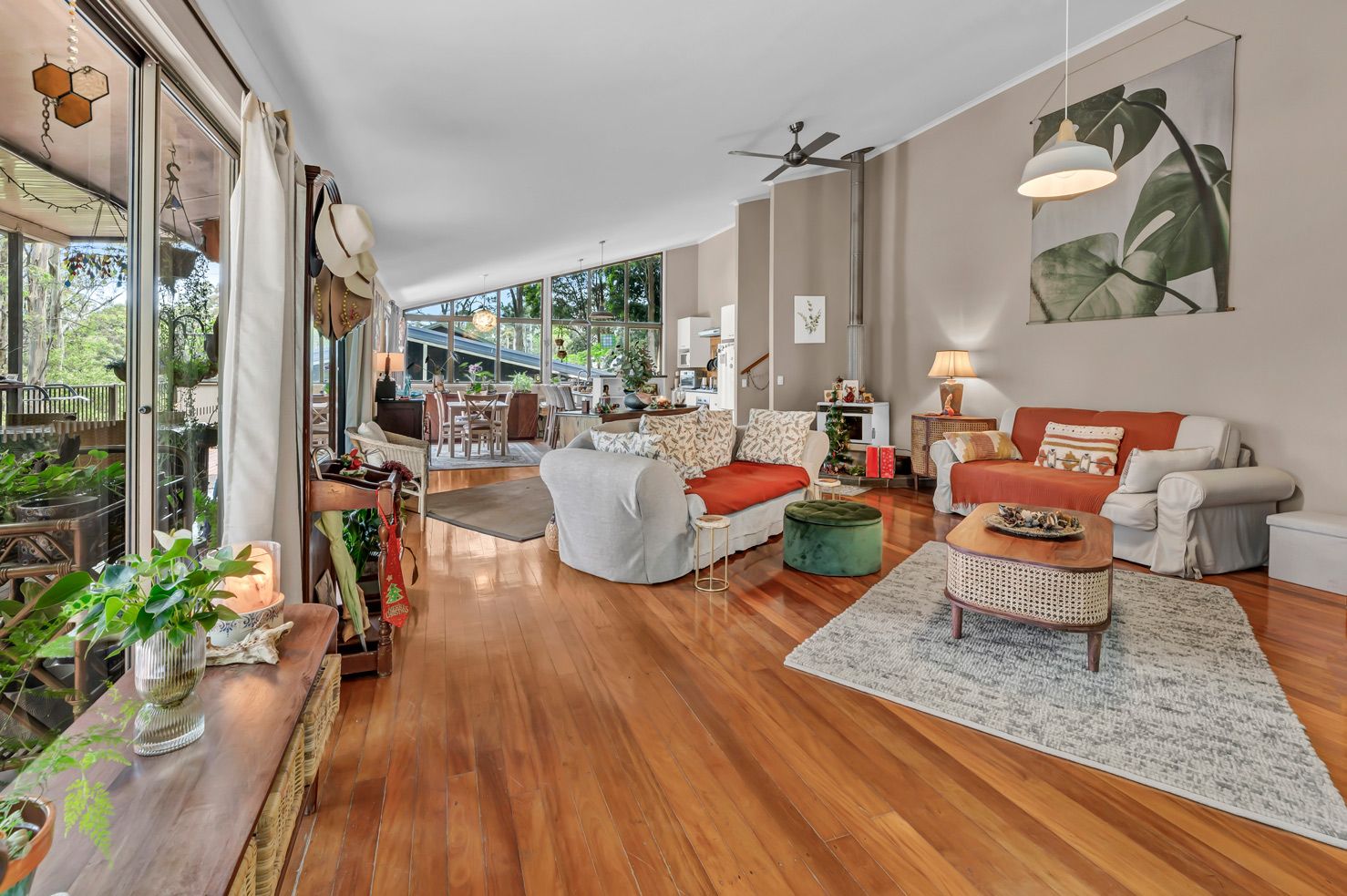 3 bedrooms House in 156 North Road LOWER BEECHMONT QLD, 4211