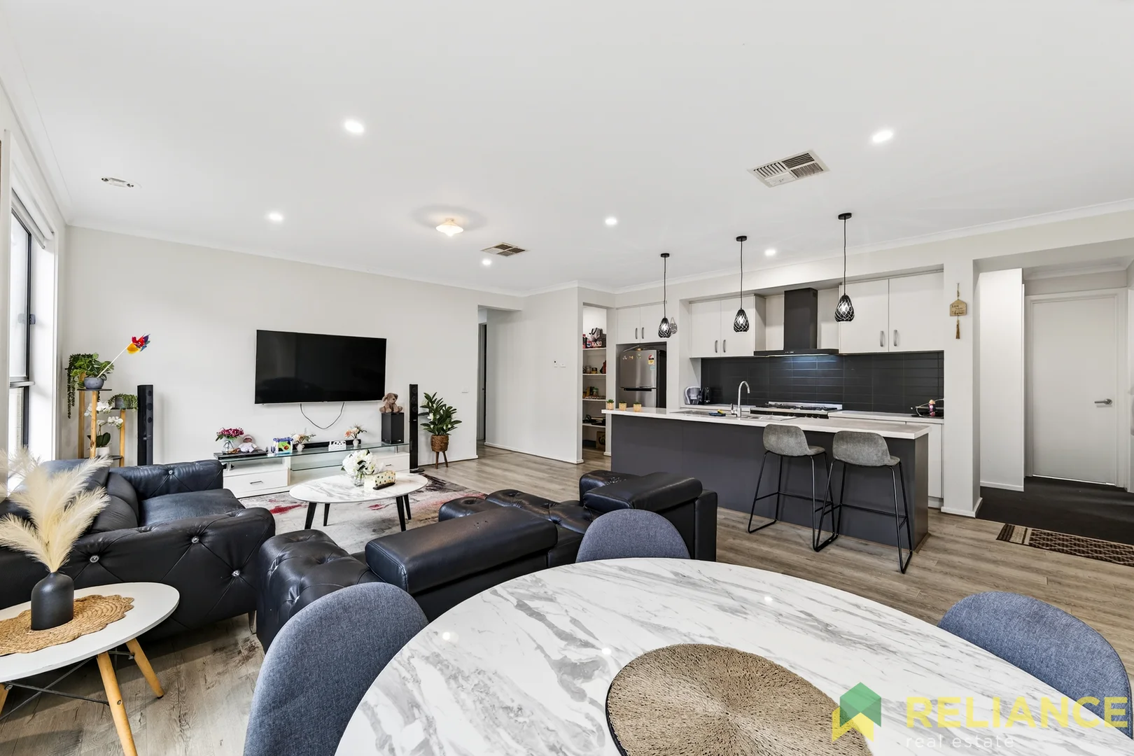 Additional image 8 of 14 Samuel Road, Weir Views VIC 3338