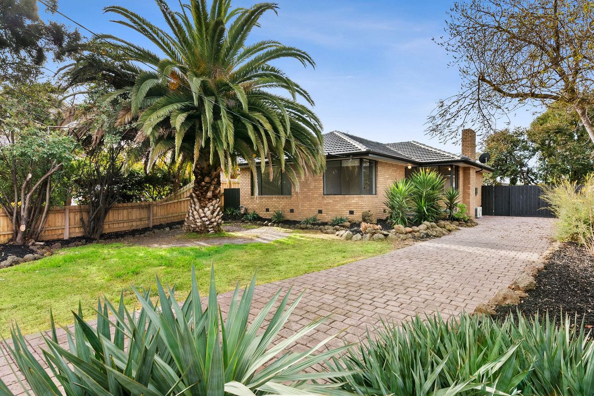 3 bedrooms House in 8 Gavan Court FRANKSTON VIC, 3199