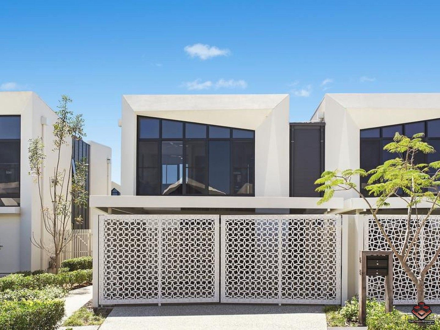 3 bedrooms House in - Peninsula Drive ROBINA QLD, 4226