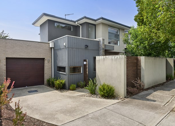 2/1584 Dandenong Road, Huntingdale VIC 3166