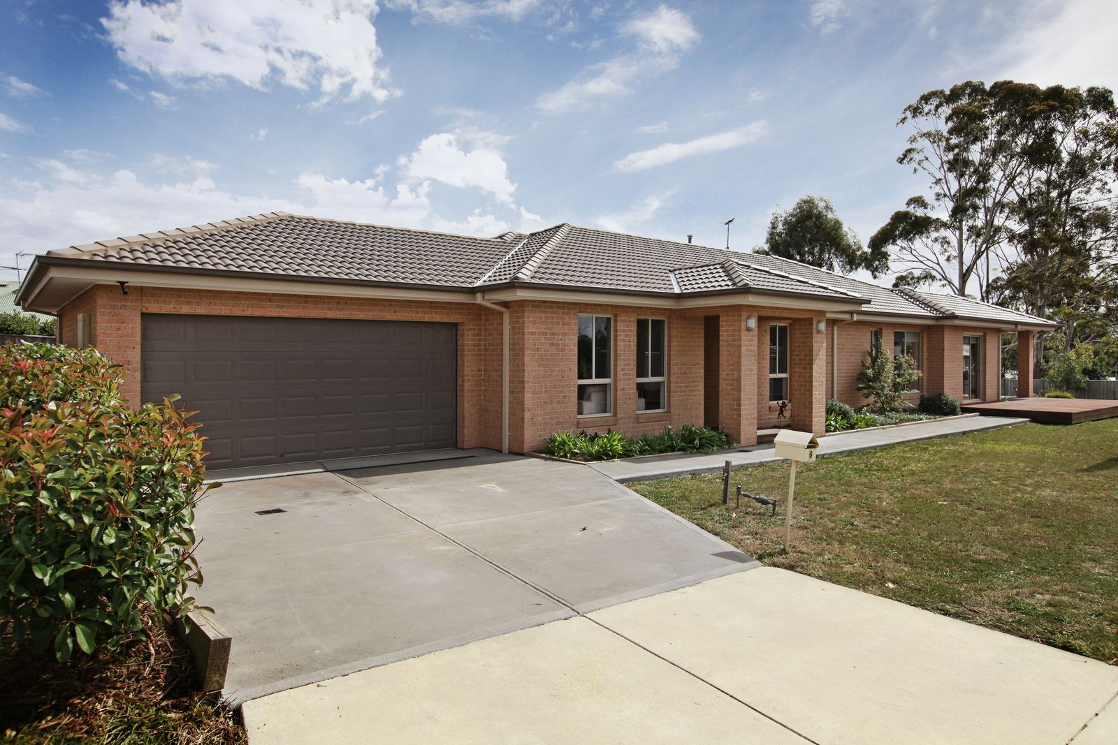 6 Heffernan Court, Woodend VIC 3442, Image 1