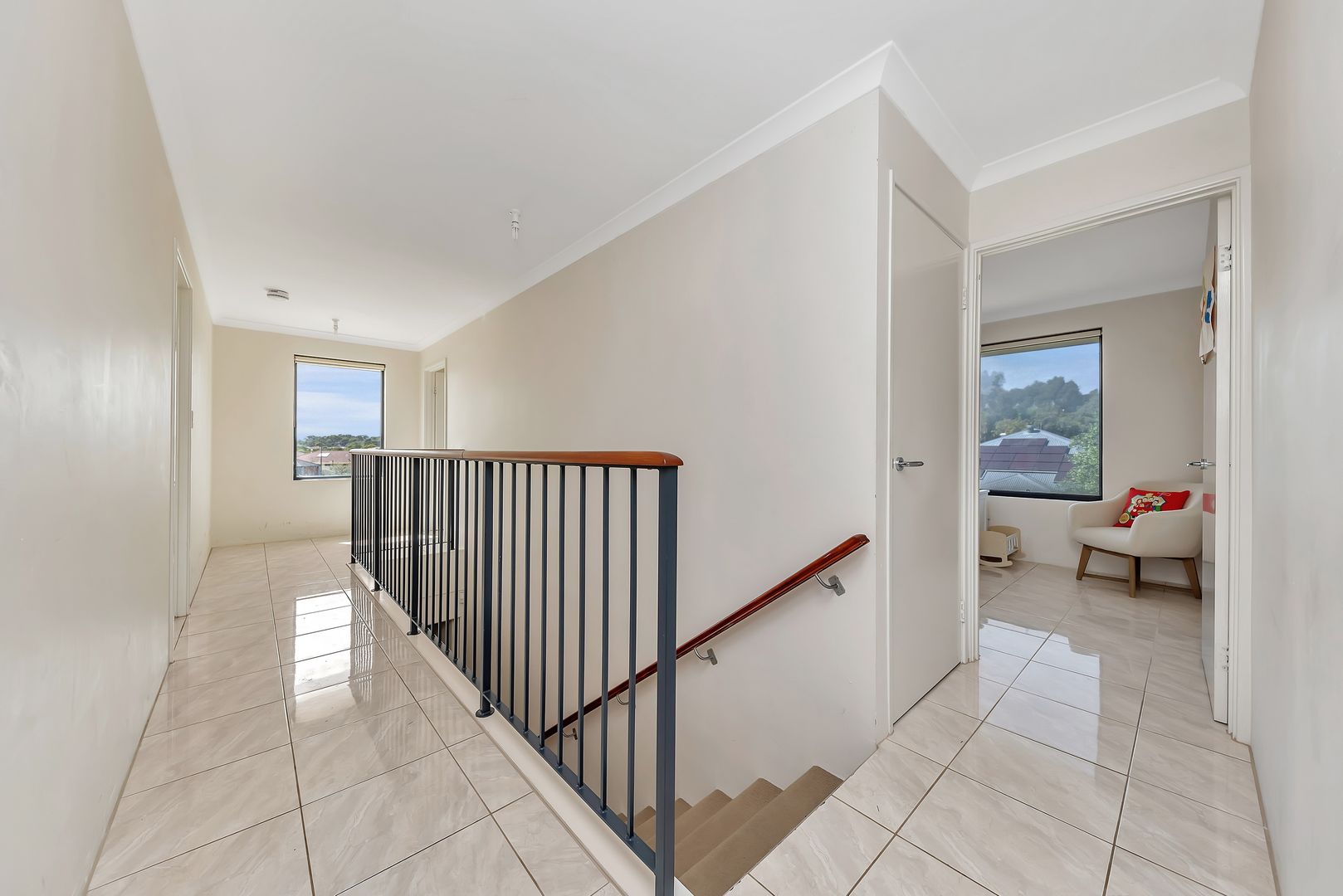 32 Guillardon Terrace, Madora Bay WA 6210, Image 2