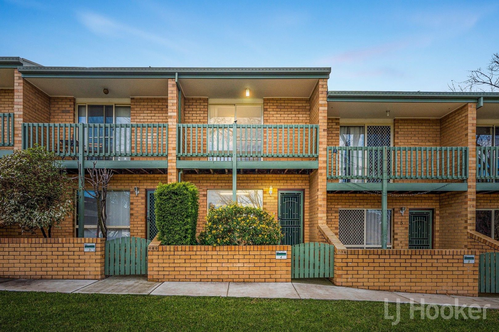4/4 Booth Street, Queanbeyan East NSW 2620, Image 0