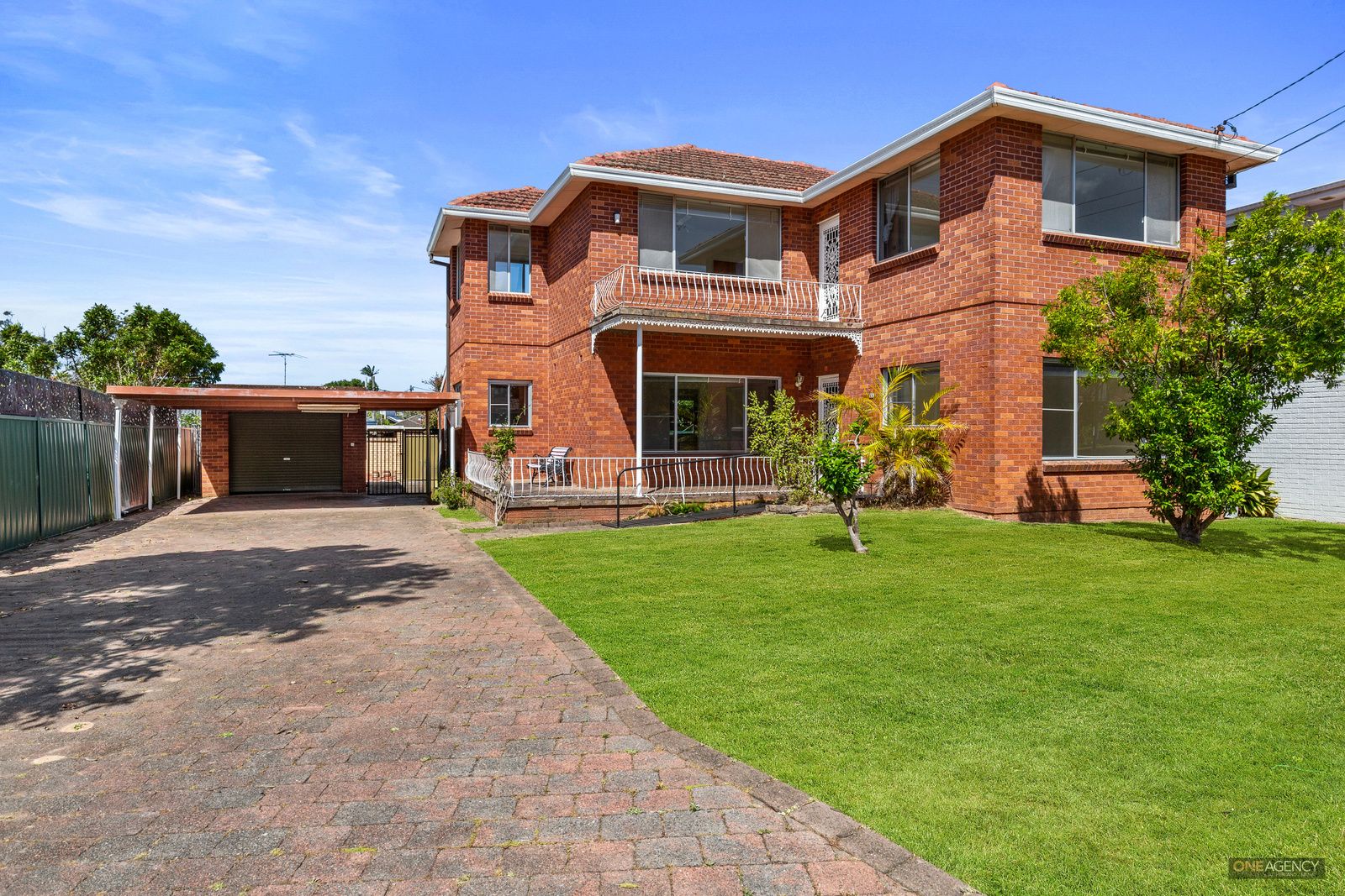 5 bedrooms House in 30 Violet Street MIRANDA NSW, 2228