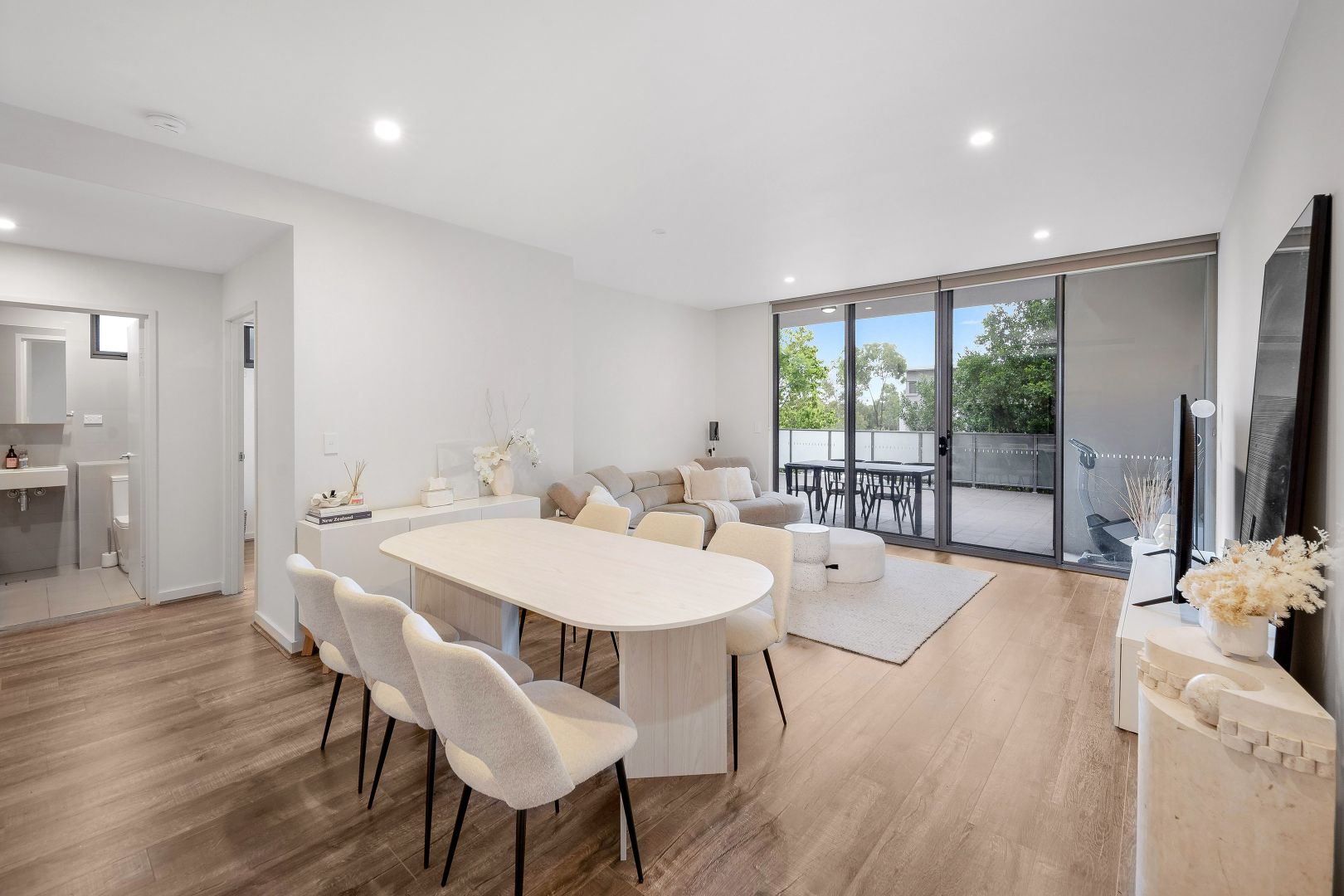 A102/2 Rowe Drive, Potts Hill NSW 2143, Image 1