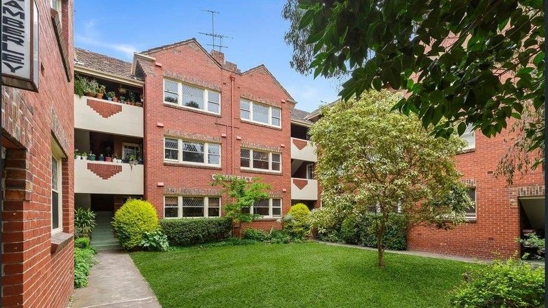 1 bedrooms Apartment / Unit / Flat in 14/17A Milton Street ELWOOD VIC, 3184