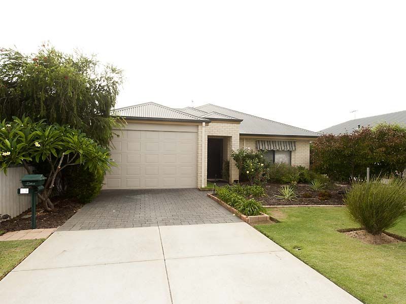 12 Kingsdown Road, MADDINGTON WA 6109, Image 0