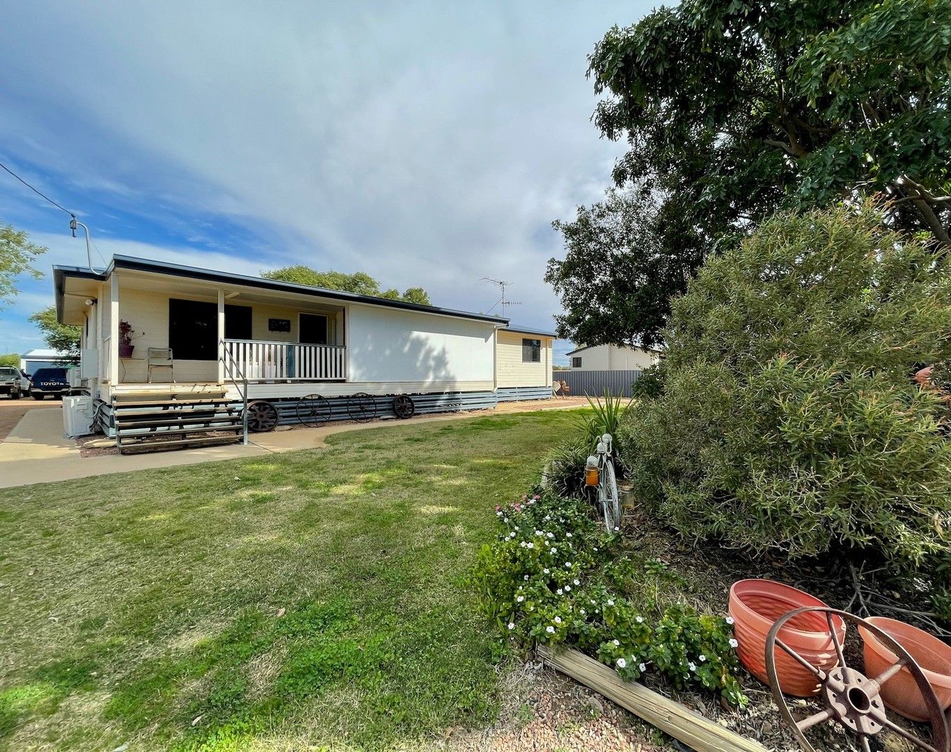 111 Wompoo Road, Longreach QLD 4730, Image 0