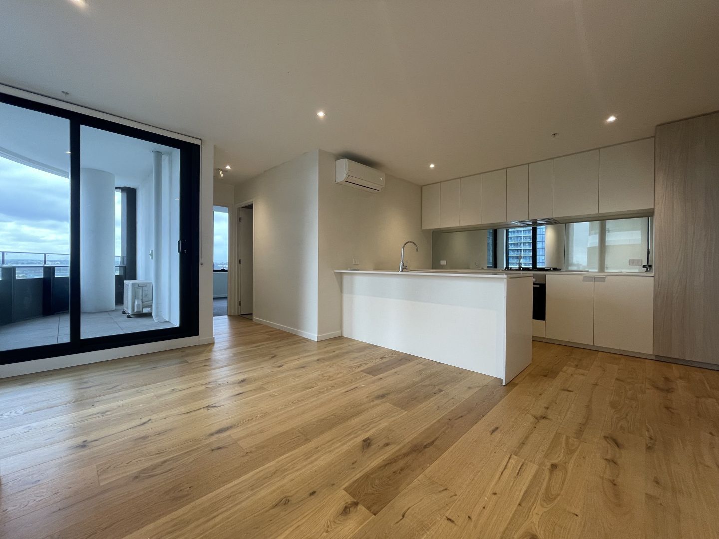 2 bedrooms Apartment / Unit / Flat in 701/5 Joseph Road FOOTSCRAY VIC, 3011