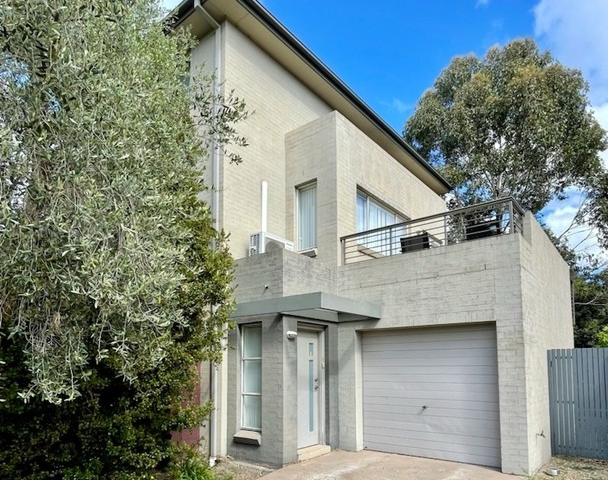 2/5 Wenton Road, Holsworthy NSW 2173