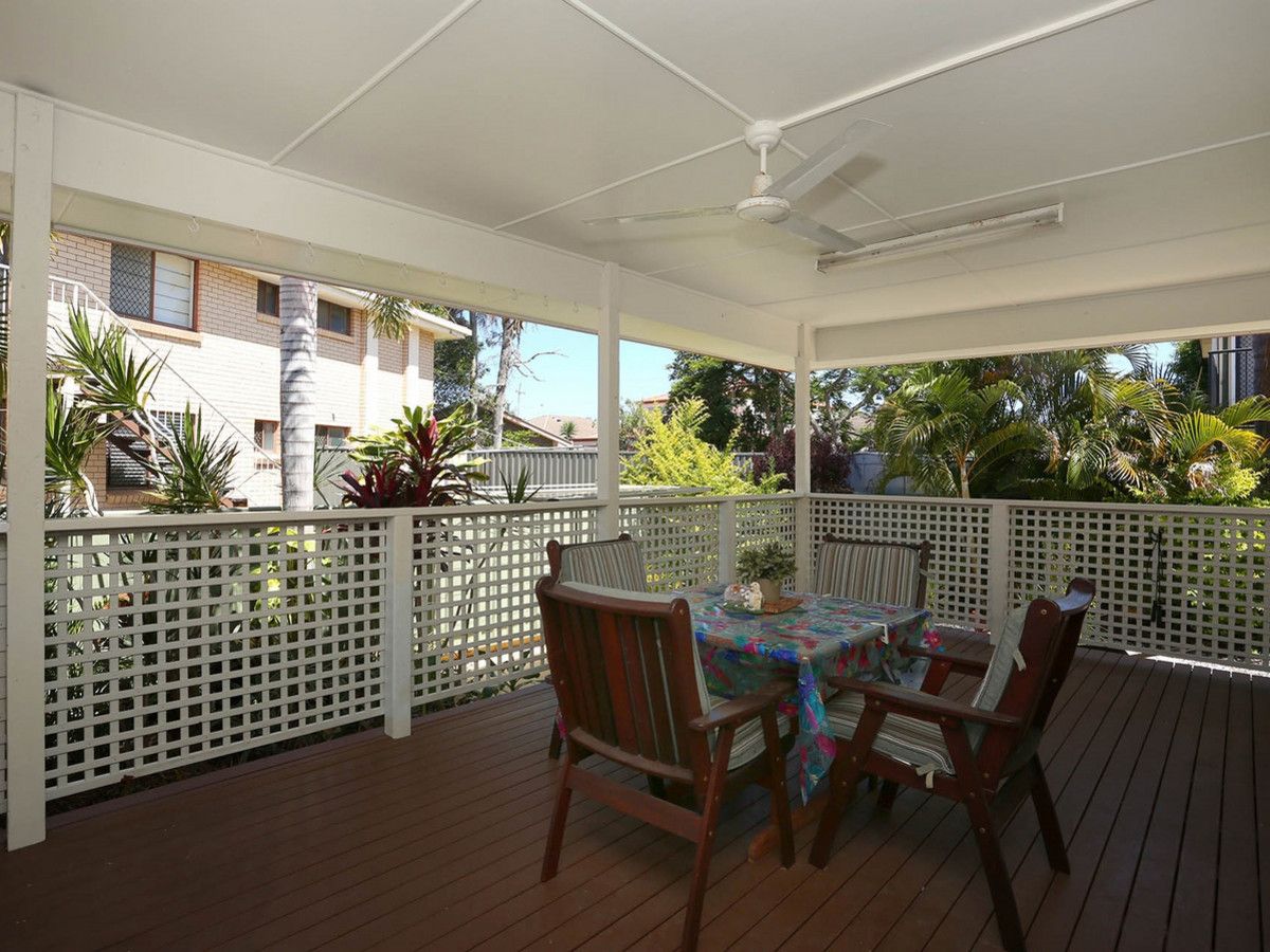 3 Sandy Court, Southport QLD 4215, Image 2