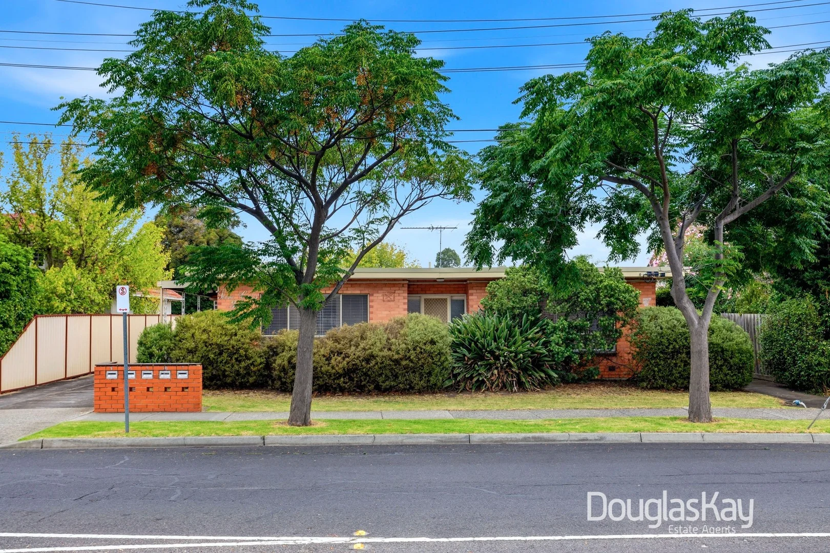 1-5/35 Sun Crescent, Sunshine VIC 3020