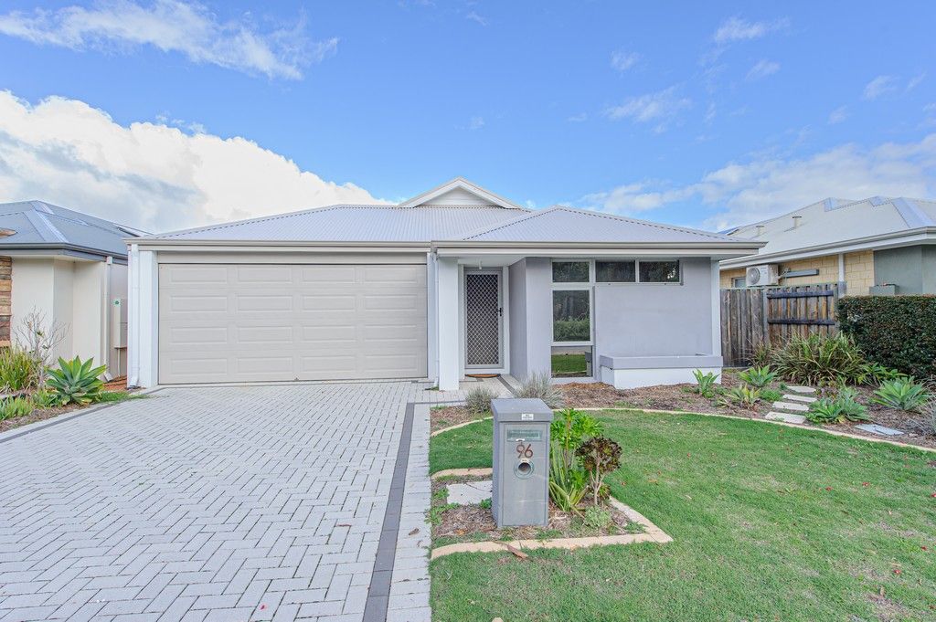 3 bedrooms House in 96 Wilding Boulevard ELLENBROOK WA, 6069
