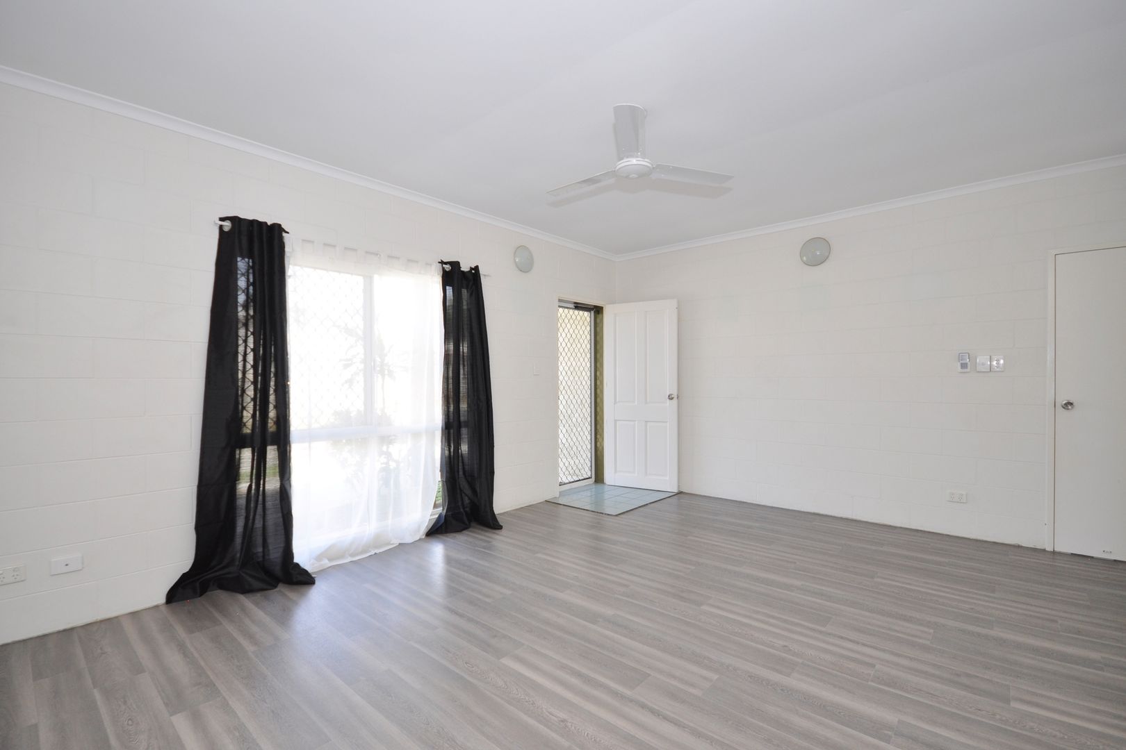 1/22 Barnard Drive, Mount Sheridan QLD 4868, Image 2