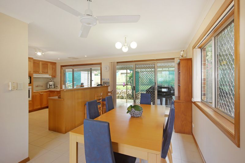 28 Hooper Crescent, Tewantin QLD 4565, Image 2